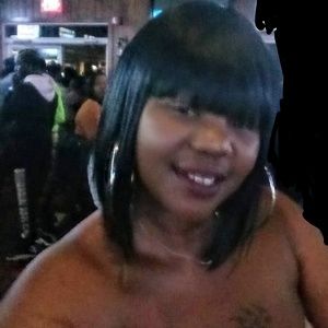 Meet your Posher, Kaira